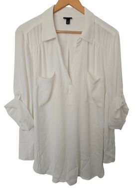 Torrid Harper Blouse Size 2 Ivory Cream Flowy Career Top Plus Size